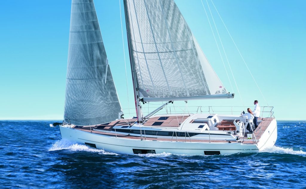 Bavaria C45 Exterior