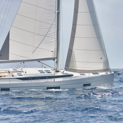 2019 Bavaria Cruiser 50 Exterior