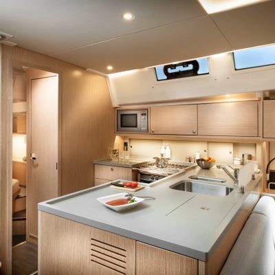 2019 Bavaria Cruiser 50 Interior