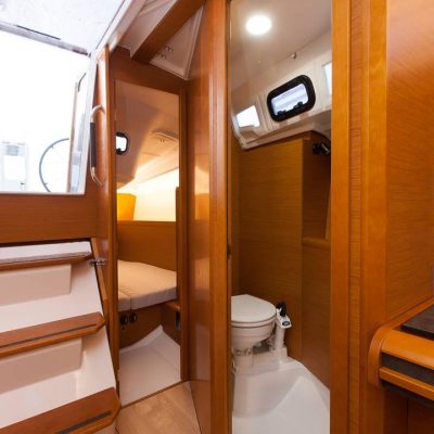 2019 Sun Odyssey 349 Interior