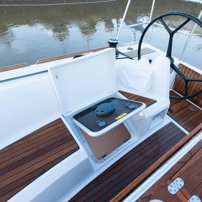 2019 Sun Odyssey 349 Exterior