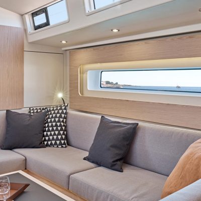 Oceanis Yacht 60